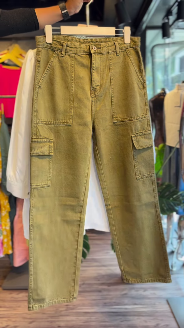 White Mandarin Collar Embroidered Kurti with Olive Green Straight Pants – Casual Ethnic Fusion Set for Everyday Chic - Image 2
