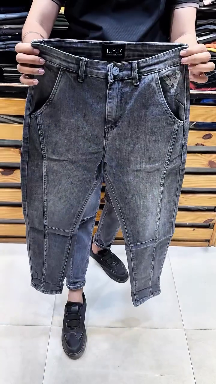 Menβs Panel-Stitched Tapered Denim β Street-Ready Vibes π - Image 3