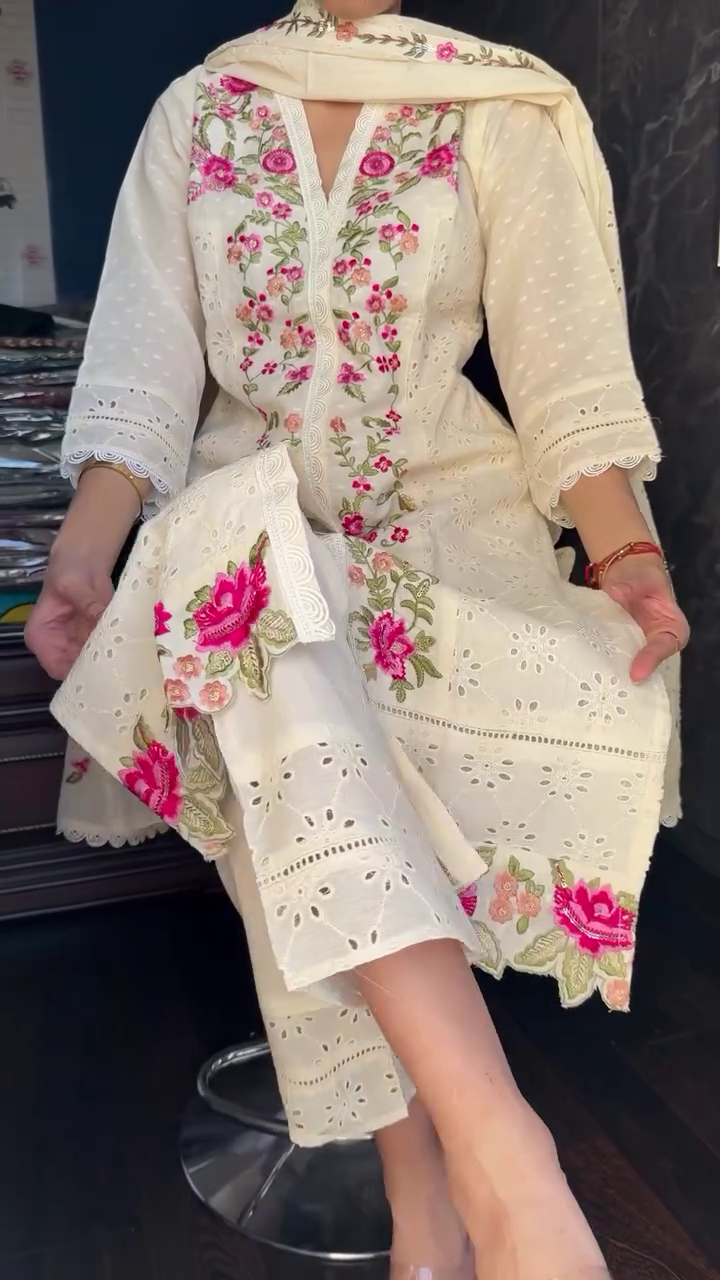 Elegant Cream Embroidered Cotton Kurti Set with Floral Detailing – Ethnic Wear for Women