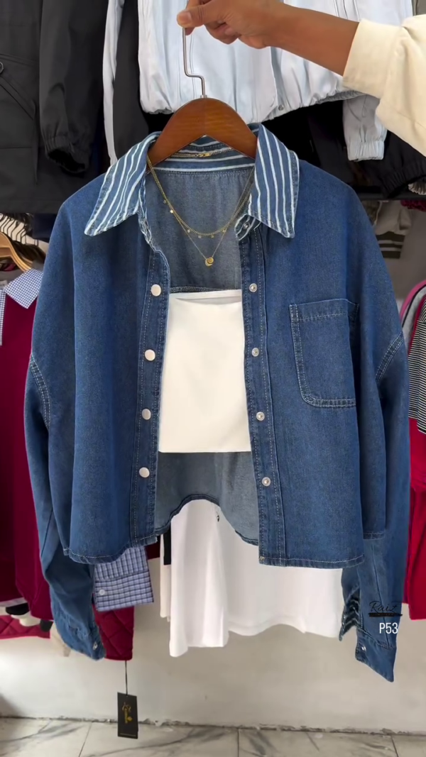 Dual-Layer Cropped Denim Jacket with Striped Collar – Layered Casual Look (2 Colors) - Image 2