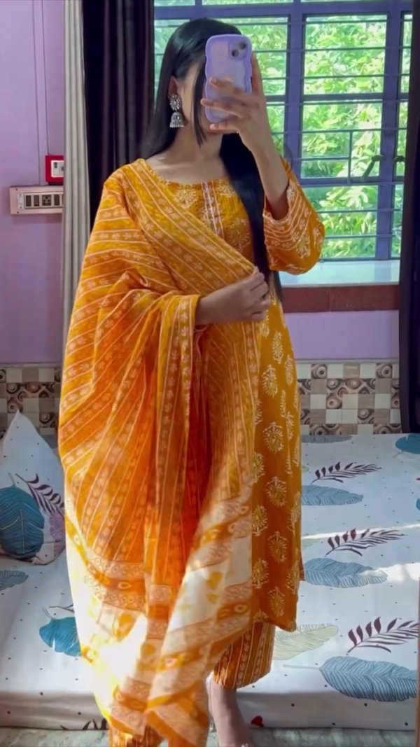 Vibrant Cotton Printed Salwar Suit Set with Dupatta – Soft & Stylish Ethnic Wear (10 Colors) - Image 9