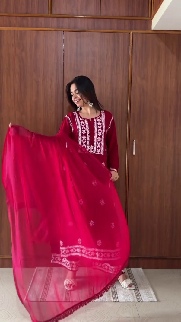 Magenta Short Kurti with Tonal Thread Embroidery – Everyday Elegance in 6 Vibrant Colors - Image 5