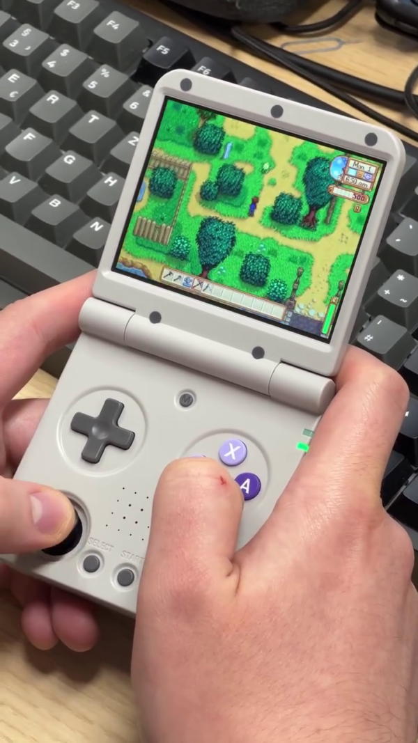 Foldable Retro Handheld Gaming Console – Portable Emulator Device with Classic Game Support - Image 2