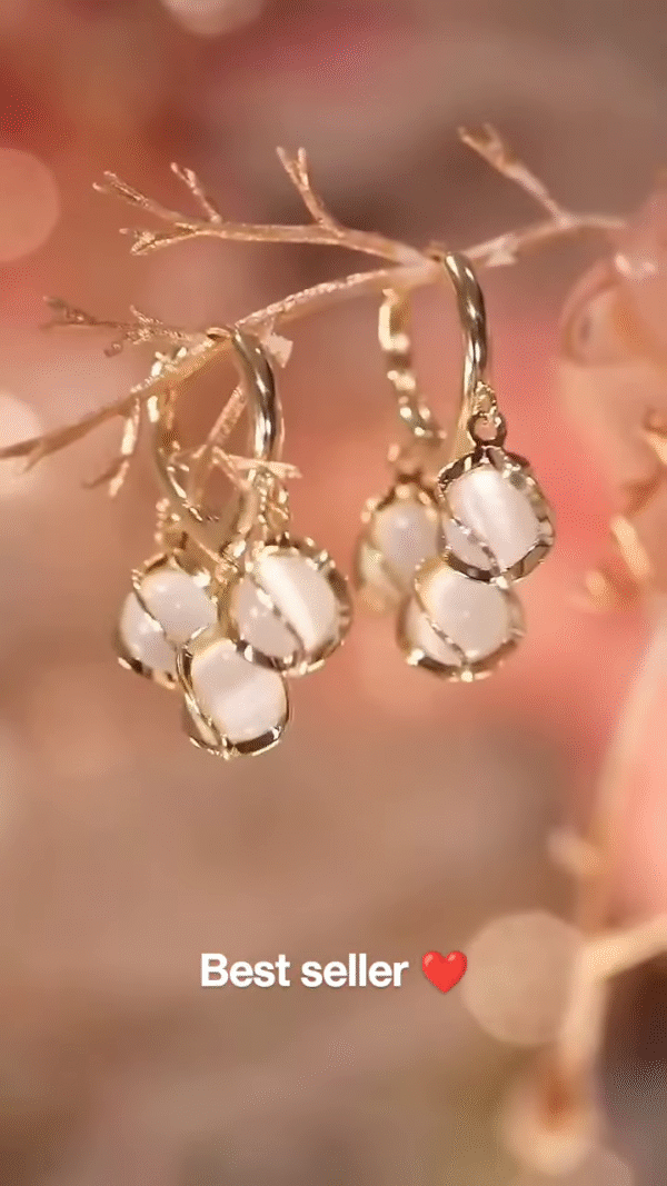 Delicate Petal Drop Earrings - Elegant Women's Floral-Inspired Jewelry
