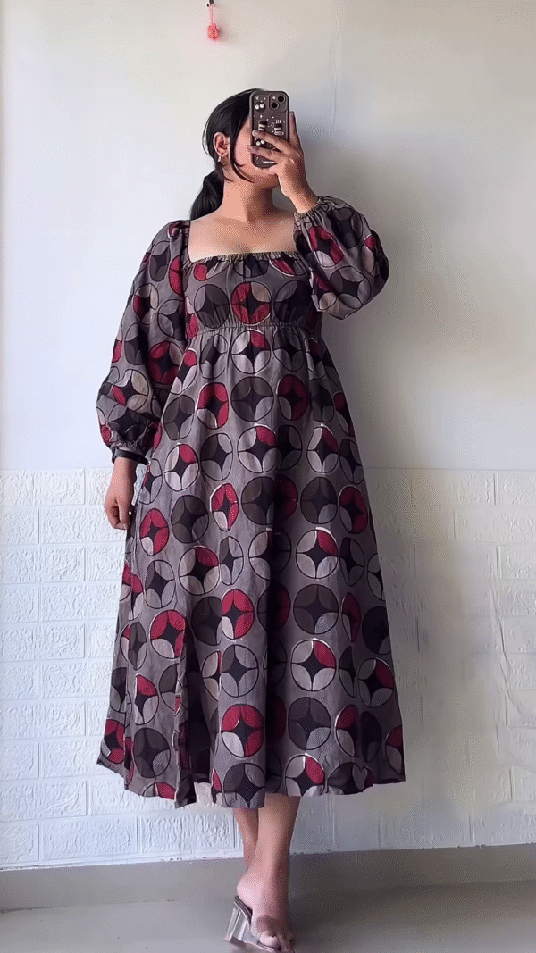Women’s Leaf-Print Green Maxi Dress with Smocked Bodice and Tiered Skirt – Elegant Casualwear from Summer Portrait Series - Image 3