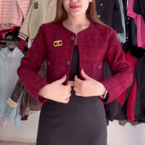Elegant Cream Cropped Jacket β Redefine Your Classic Look with Chic Sophistication π€β¨