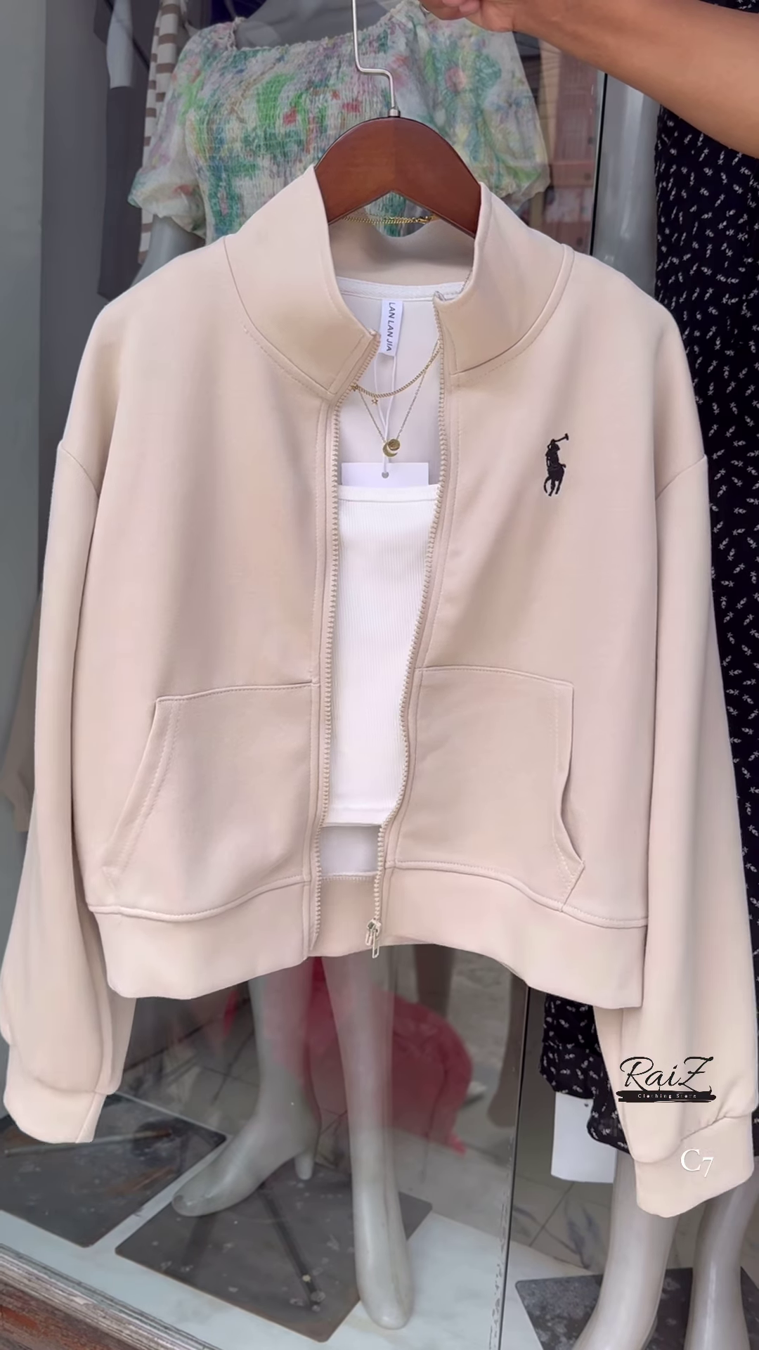 Zip-Up Layered Jackets π§₯β¨ With High Collars & Gold Necklace Styling β Beige, White & Brown Variants - Image 4