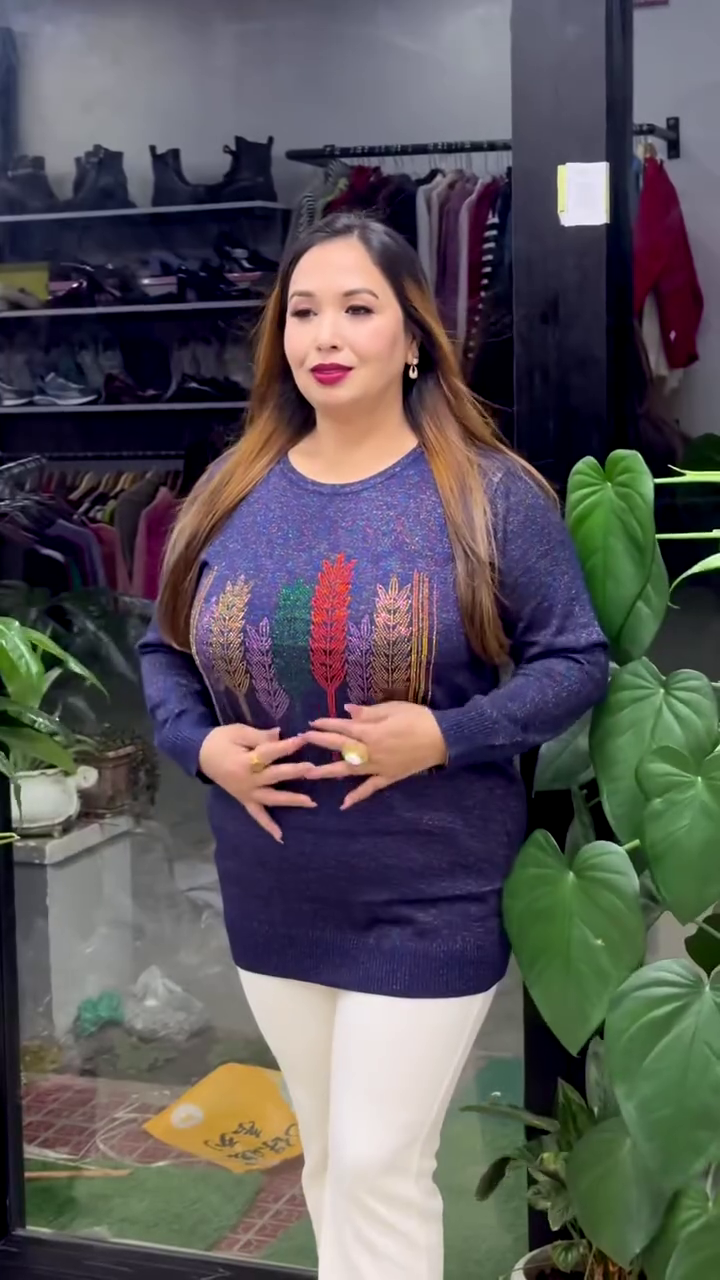 Feather-Embroidered Knit Sweaters πͺΆπ§₯ β Black, Navy & Red Variants with Colorful Vertical Motifs - Image 2