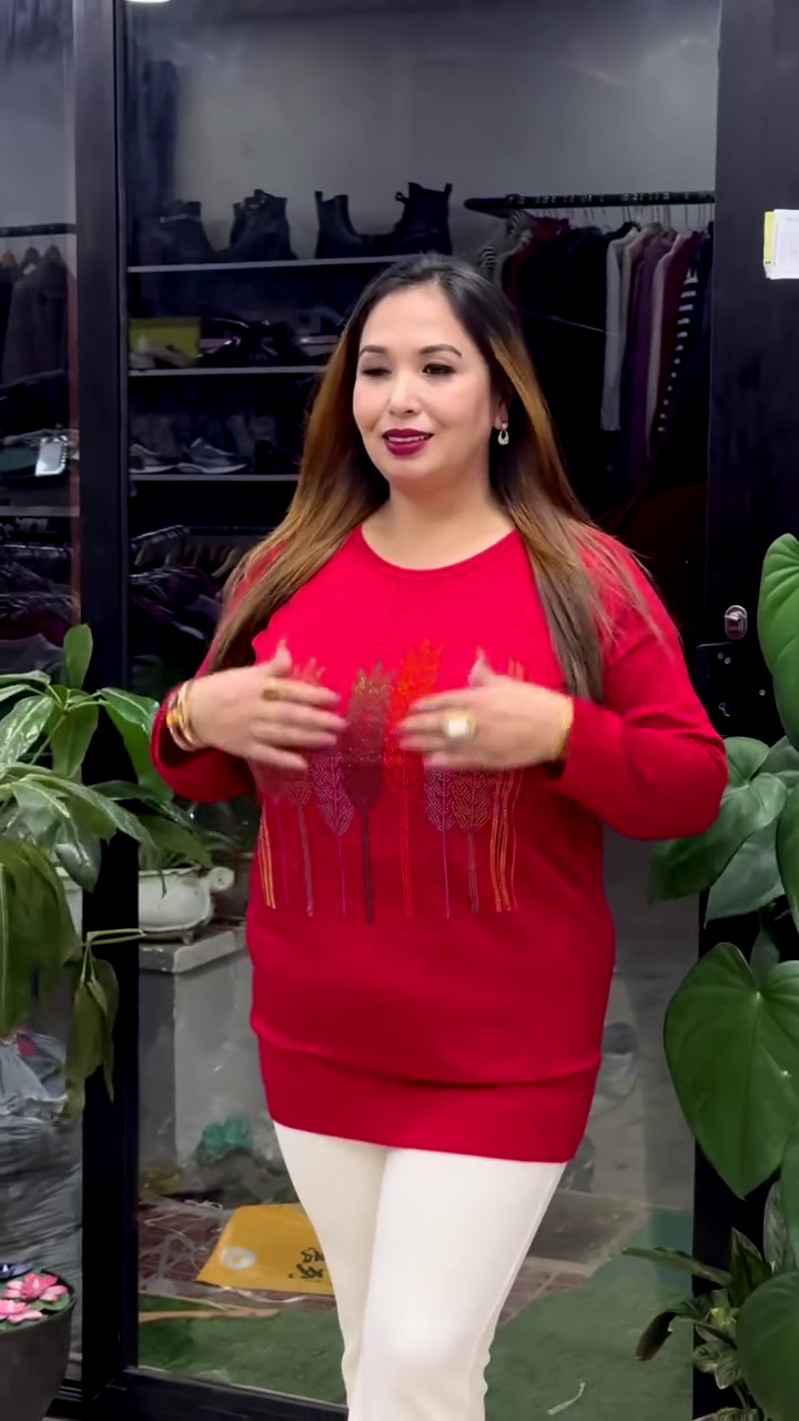 Feather-Embroidered Knit Sweaters πͺΆπ§₯ β Black, Navy & Red Variants with Colorful Vertical Motifs - Image 3