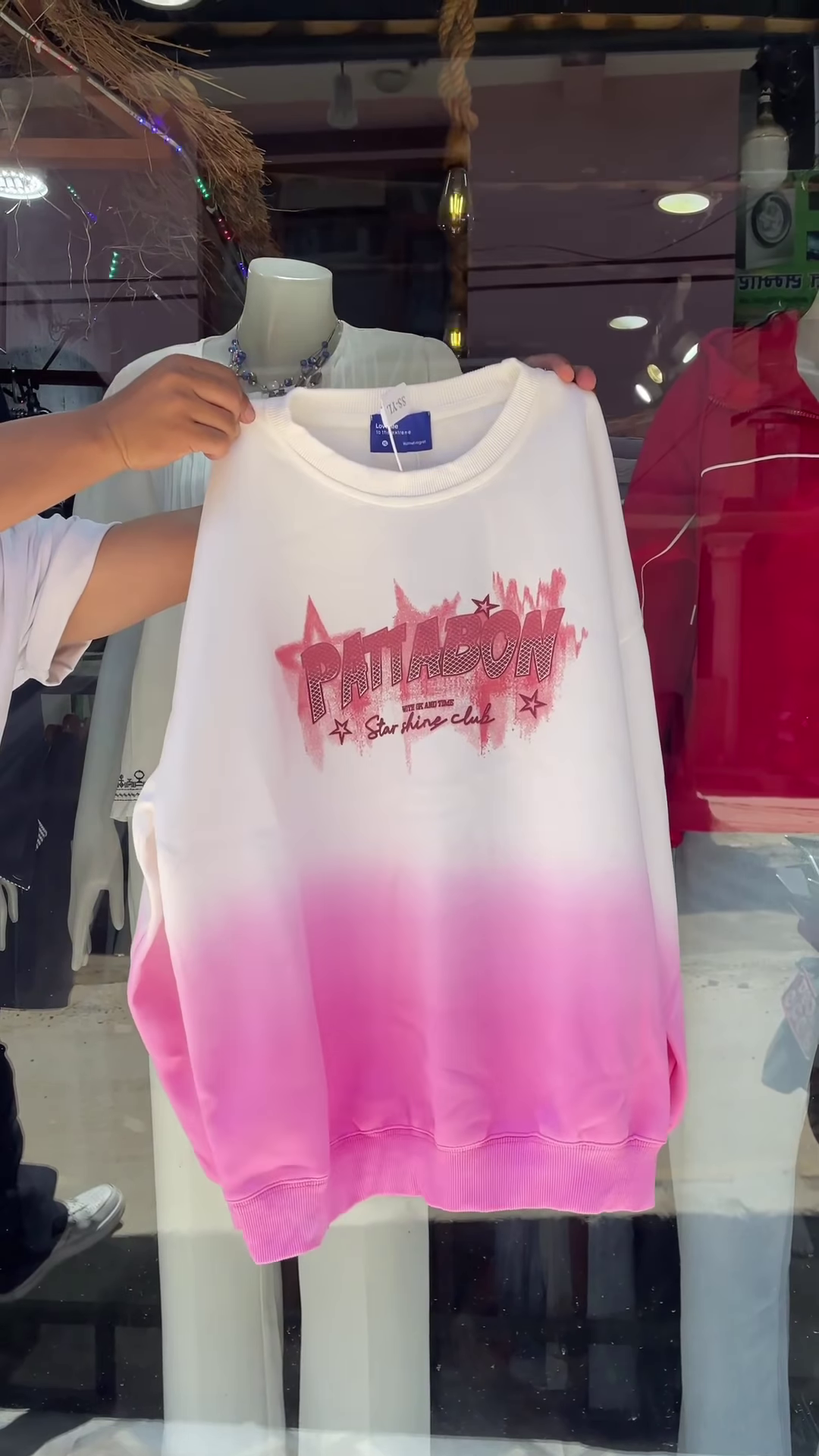Stylish Pink Ombré Sweatshirt with Bold Graphic Print - Image 5