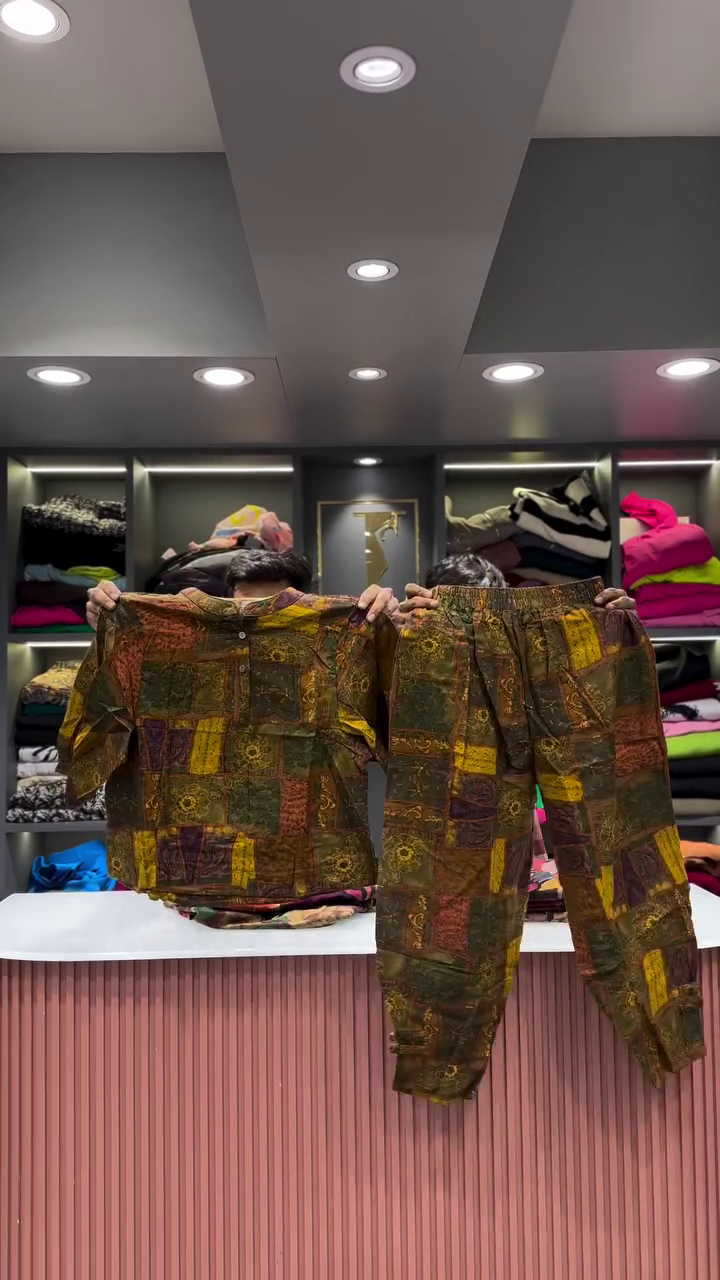 Artistic Abstract Patchwork Print Shirt and Pants Set - Image 5