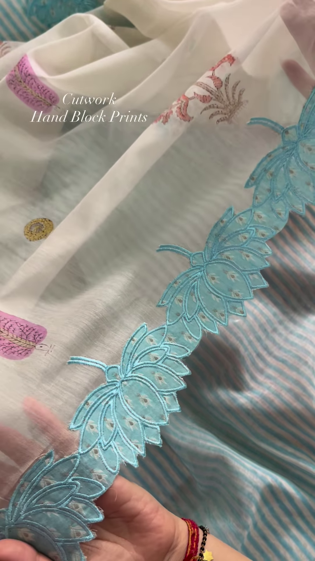 Sheer Pink Fabric with Intricate Flamingo and Floral Embroidery - Image 3