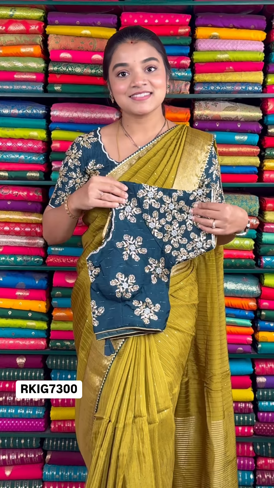 Mustard Yellow Crinkle-Textured Saree with Ornate Gold Zari Border and Embroidered Teal Blouse - Image 4