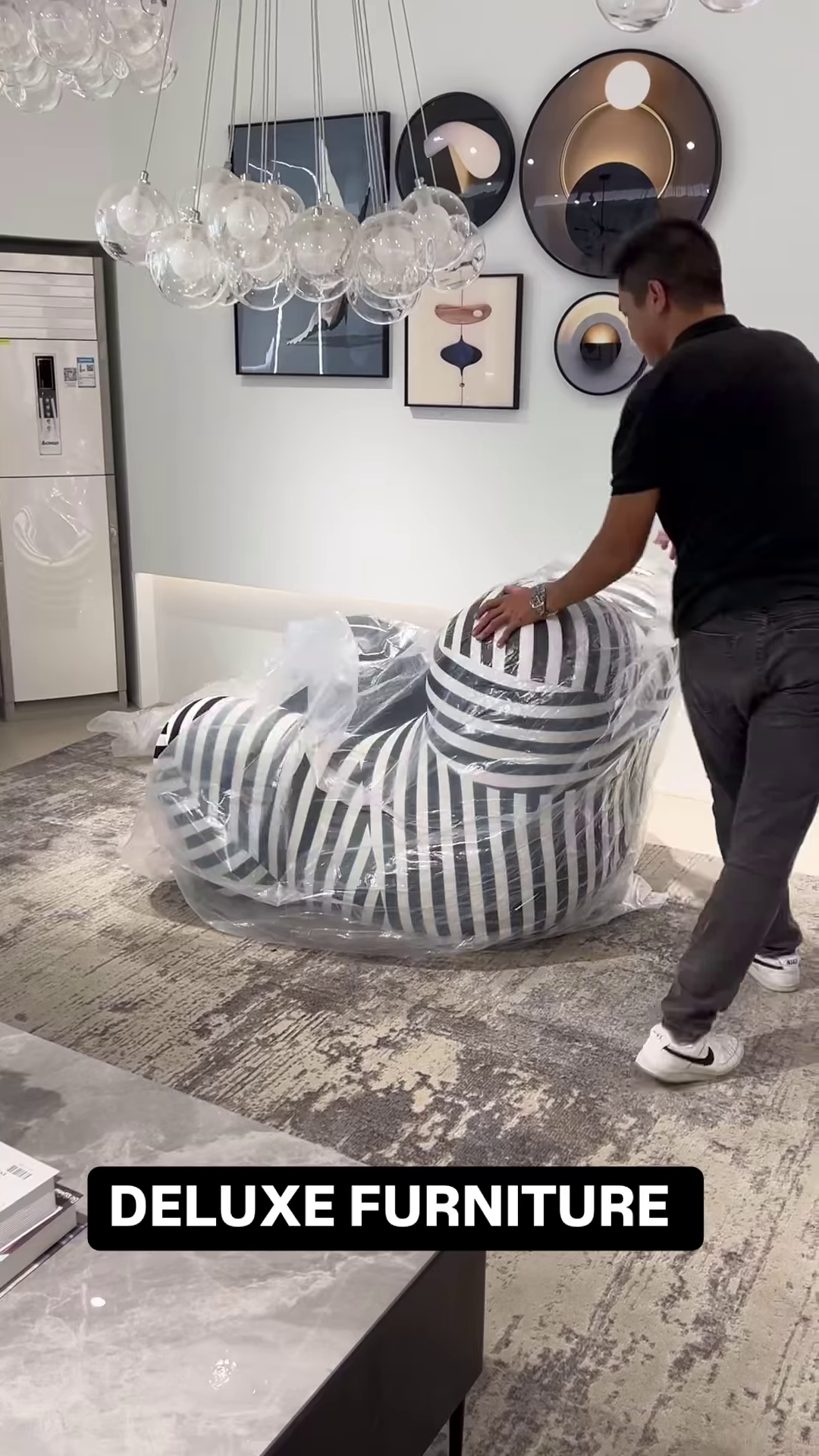 Bold, Funky, and Fabulous Lounge Chairs π¨π - Image 2