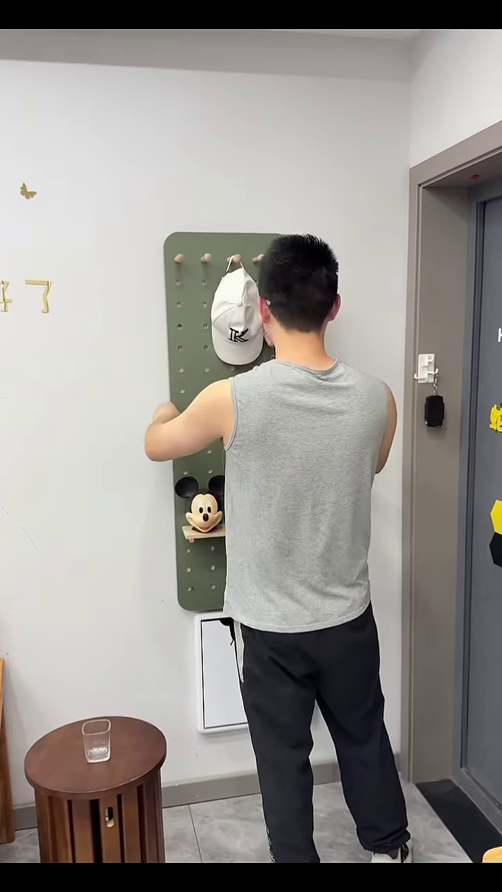 ๐๐ช Small Space, Big Function: Stylish Entryway Pegboard & Hidden Mirror! ๐ โจ - Image 2