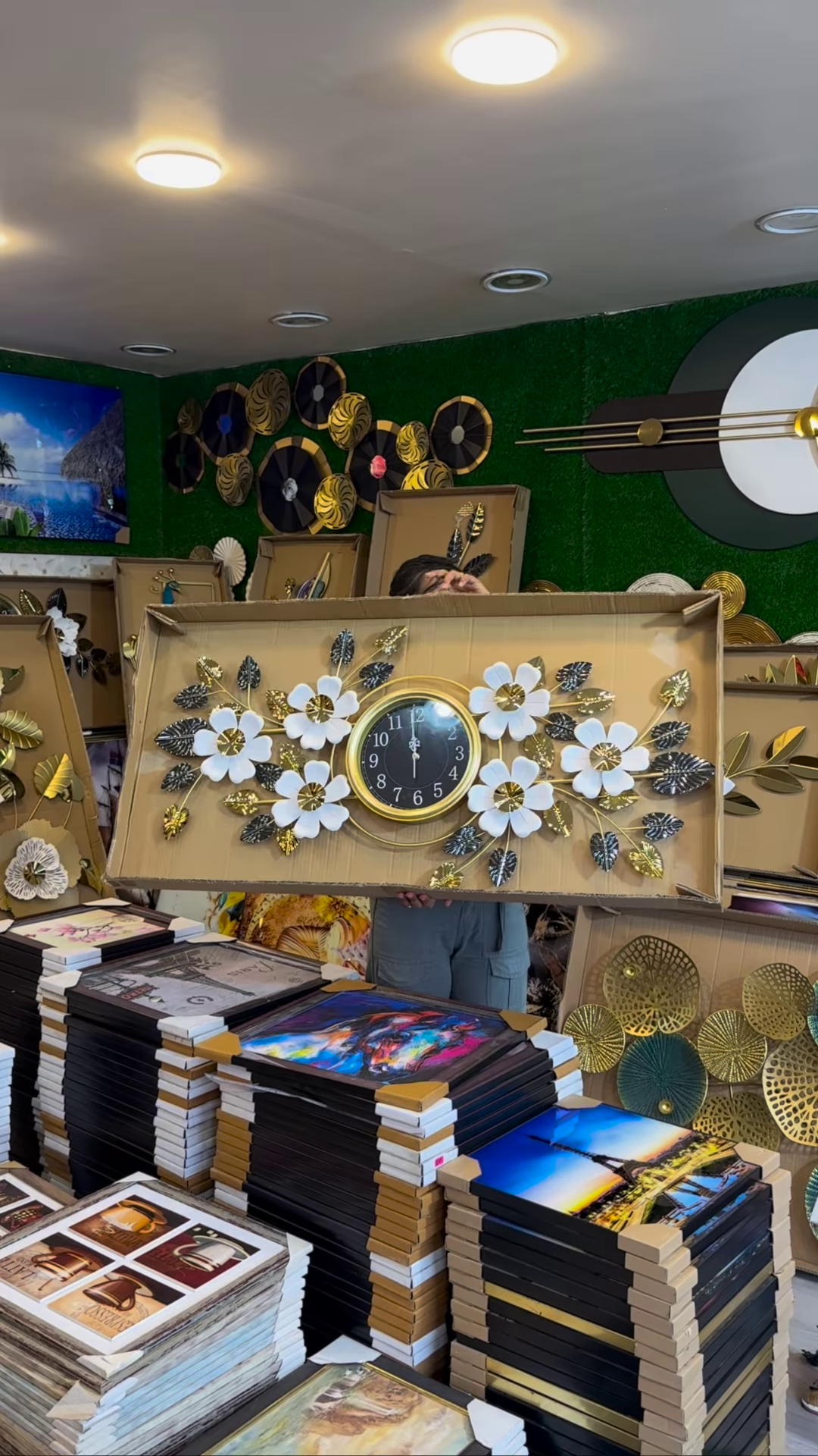 ππΈ Timeless Art: Elevate Your Home with Statement Clocks & Kinetic Design! β¨ - Image 7