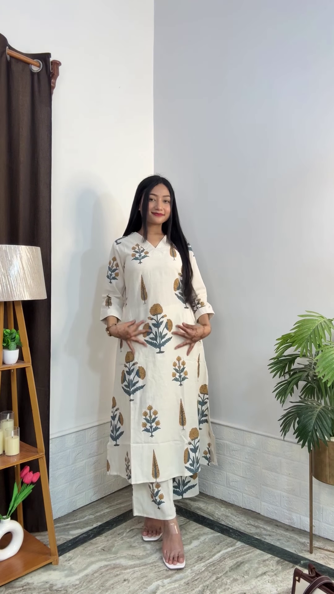 Artisanal Floral Kurta and Trouser Set Collection - Image 3
