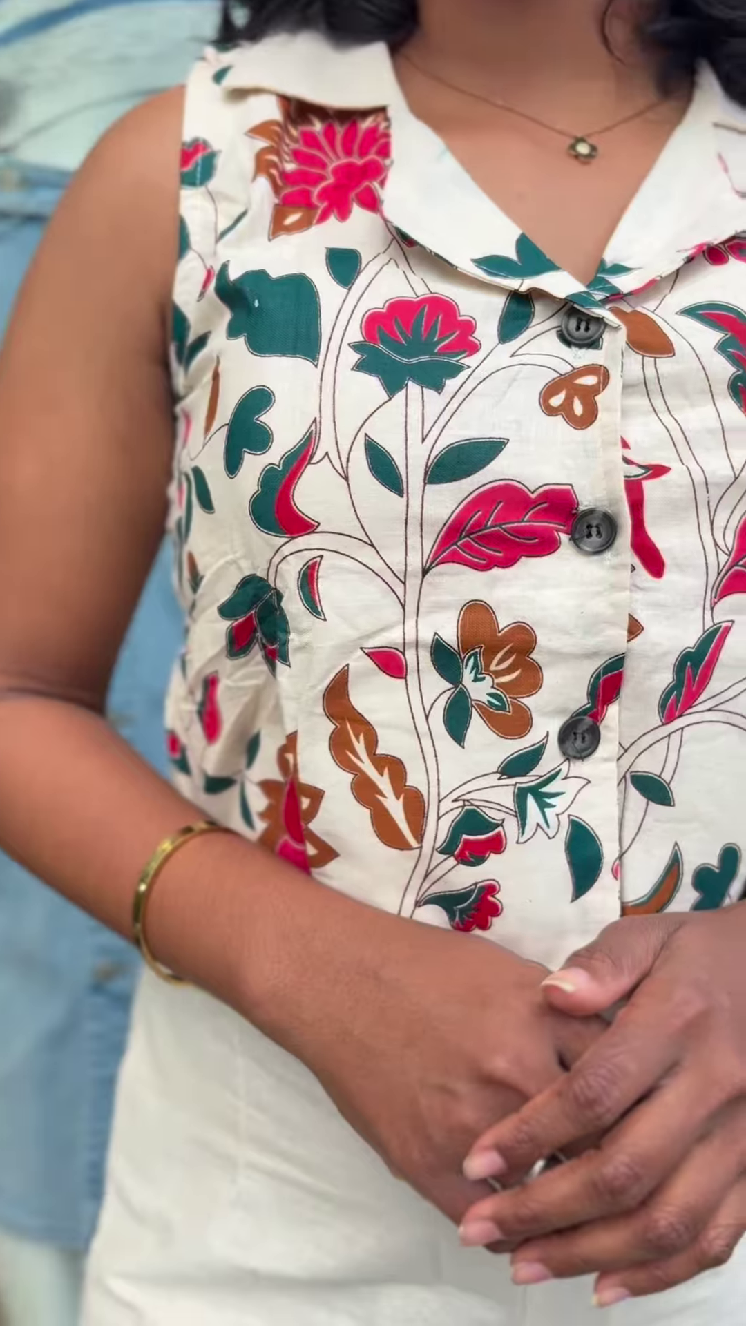 Floral Print Collared Crop Top and Matching Palazzo Set - Image 2