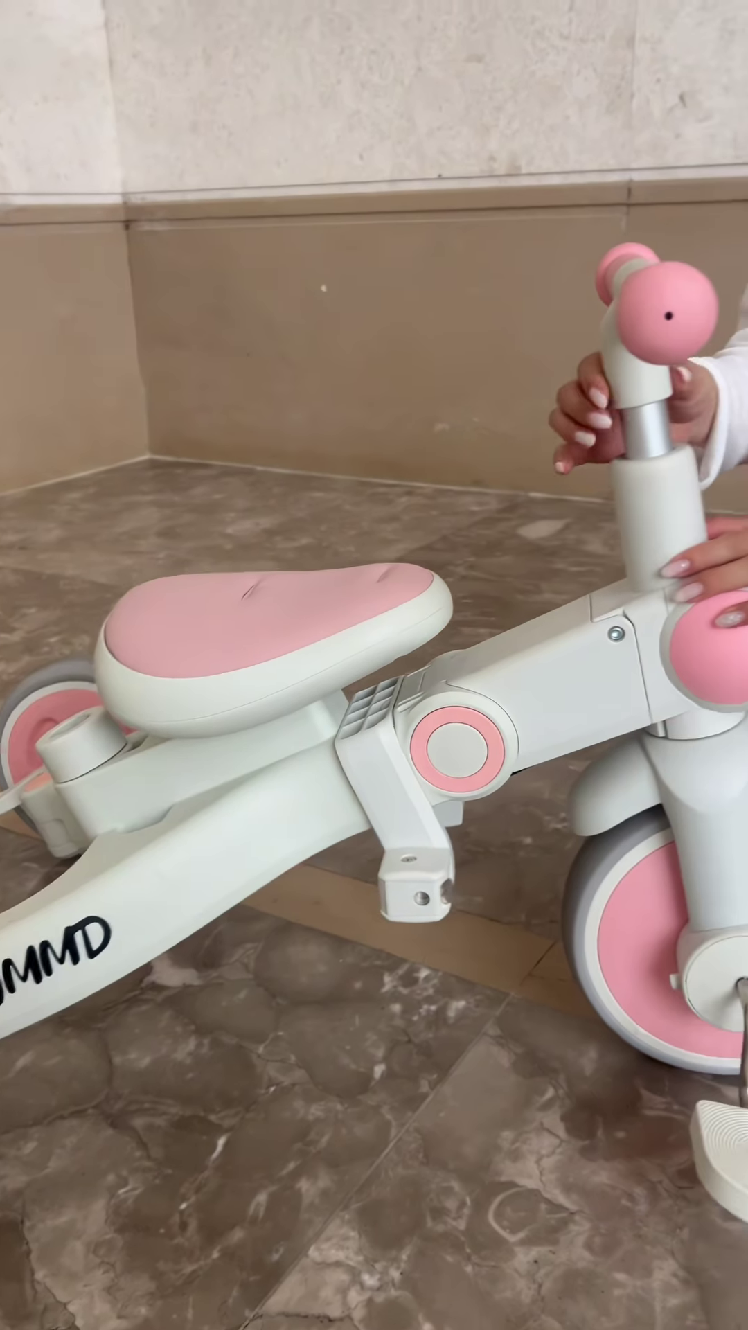 Foldable 3-in-1 Convertible Children's Tricycle - Image 2