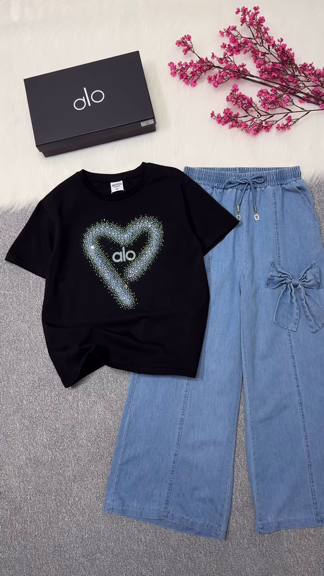 Rhinestone Heart-Embellished Logo T-Shirt and Denim Trousers Set - Image 2